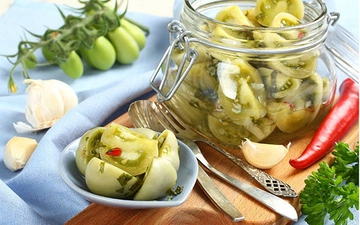 Yeşil Domates Turşusu Tarifi ve Malzemeleri