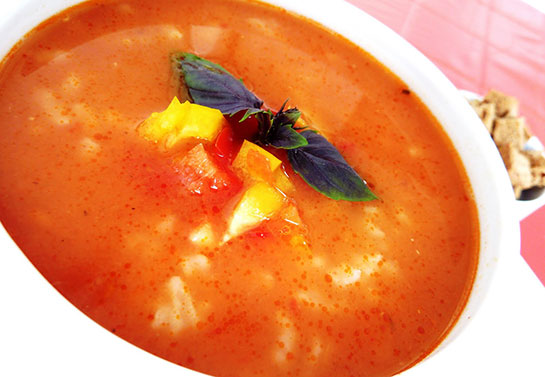 Pirinçli Domates Çorbası Tarifi ve Malzemeleri