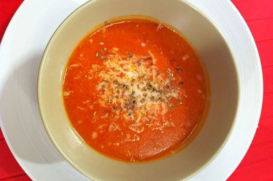 İrmikli Domates Çorbası Tarifi ve Malzemeleri